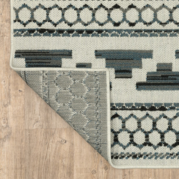 HomeRoots 5' Blue and Beige Geometric Indoor/Outdoor Area Rug – Stain and Water Resistant for Easy Care 5'3" x 7'3" 507466