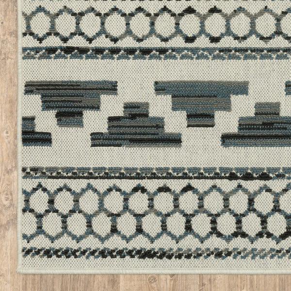 HomeRoots 5' Blue and Beige Geometric Indoor/Outdoor Area Rug – Stain and Water Resistant for Easy Care 7'10" x 10' 507468