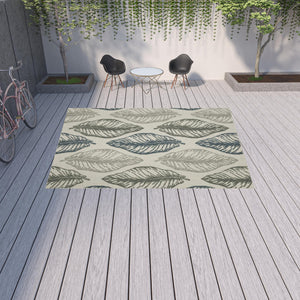 Homeroots 10' X 13' Beige Floral Stain Resistant Indoor Outdoor Area Rug  Polypropylene 507517