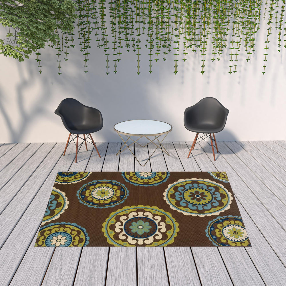 Homeroots 7' X 10' Brown Floral Medallion Stain Resistant Indoor Outdoor Area Rug Brown,Green Polypropylene 507552