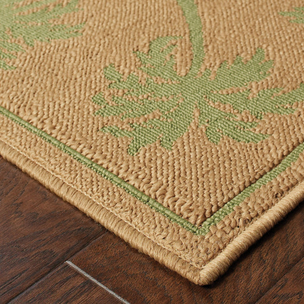 Homeroots 6' X 9' Beige Stain Resistant Indoor Outdoor Area Rug Beige,Green Polypropylene 507648
