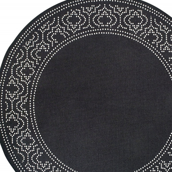Homeroots 8' X 8' Black And Ivory Round Stain Resistant Indoor Outdoor Area Rug Black,Ivory Polypropylene 507684