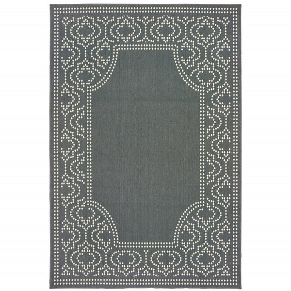 Homeroots 5' X 8' Gray And Ivory Stain Resistant Indoor Outdoor Area Rug Grey,Ivory Polypropylene 507689
