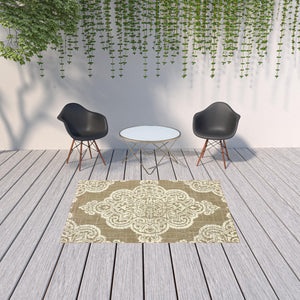 Homeroots 5' X 8' Tan Oriental Stain Resistant Indoor Outdoor Area Rug Tan,Ivory Polypropylene 507725