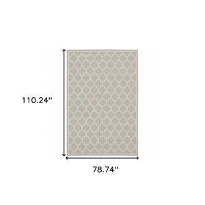 HomeRoots 7' Gray and Ivory Geometric Area Rug – Stain, Water, and Fade Resistant for Indoor & Outdoor Spaces 6'7" x 9'2" 507760
