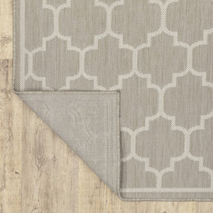 HomeRoots 7' Gray and Ivory Geometric Area Rug – Stain, Water, and Fade Resistant for Indoor & Outdoor Spaces 7'10" x 10' 507761