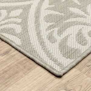 HomeRoots 7' Floral Gray and Ivory Area Rug - Stain-Resistant, Durable, Perfect for Indoor and Outdoor Spaces 6'7" x 9'2" 507766