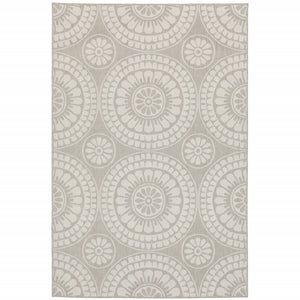 Homeroots 8' X 10' Gray And Ivory Geometric Stain Resistant Indoor Outdoor Area Rug  Polypropylene 507773