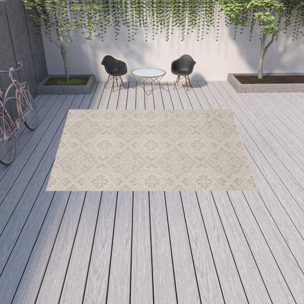 HomeRoots 7' Timeless Gray and Ivory Floral Area Rug - Stain Resistant for Indoor and Outdoor Elegance 9'10" x 12'10" 507780