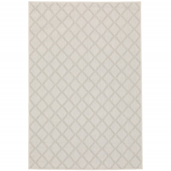 HomeRoots 7' Modern Geometric Gray and Ivory Area Rug - Stain Resistant Indoor Outdoor Design for Versatile Style 6'7" x 9'2" 507784