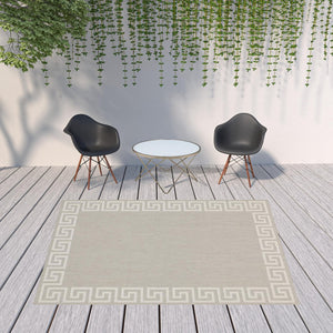 HomeRoots 7' Gray and Ivory Stain Resistant Area Rug - Stylish, Durable, Easy-Care Design for Indoor & Outdoor Use 7'10" x 10' 507791
