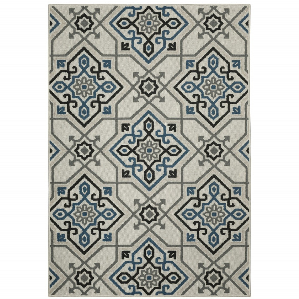 HomeRoots 5' Blue and Beige Oriental Area Rug - Stain Resistant, Indoor-Outdoor Design for Versatile Style 6'7" x 9'2" 507803