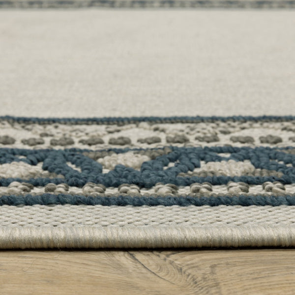 HomeRoots 5' Durable Blue and Beige Stain Resistant Indoor/Outdoor Area Rug for Easy Maintenance and Style 6'7" x 9'2" 507828