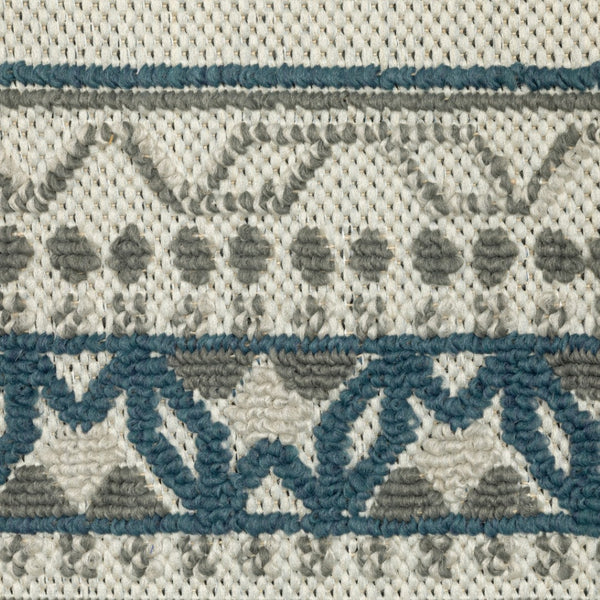 HomeRoots 5' Durable Blue and Beige Stain Resistant Indoor/Outdoor Area Rug for Easy Maintenance and Style 7'10" x 10' 507829