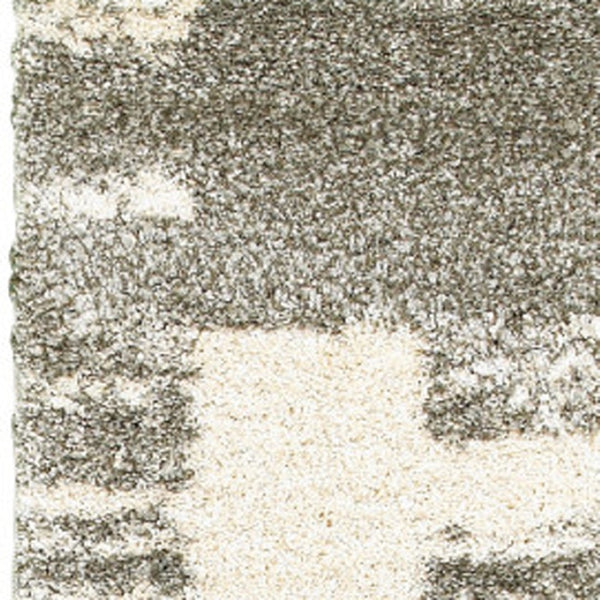 HomeRoots 2' Geometric Shag Runner Rug in Gray and Ivory for Modern Hallways, Durable and Stylish Design 2'3" x 7'6" 507878