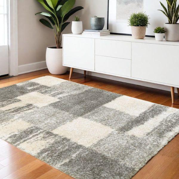 HomeRoots 2' Geometric Shag Runner Rug in Gray and Ivory for Modern Hallways, Durable and Stylish Design 4' X 6' 507879