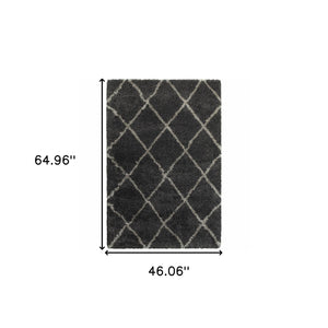 Homeroots 4' X 6' Charcoal And Grey Geometric Shag Power Loom Stain Resistant Area Rug Charcoal,Grey Polypropylene 507886