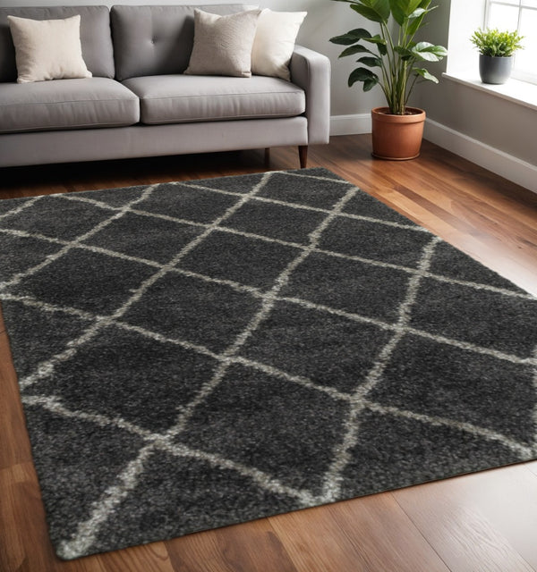 HomeRoots 2' Elegant Ivory and Gray Geometric Lattice Runner Rug - Durable, Soft, Stylish for High-Traffic Areas 5' X 8' 507887
