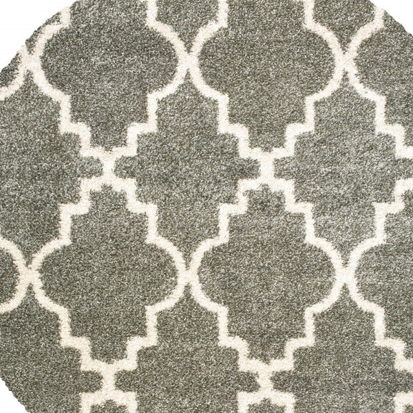 Homeroots 8' Grey Round Geometric Power Loom Stain Resistant Area Rug Grey,Ivory Polypropylene 507896