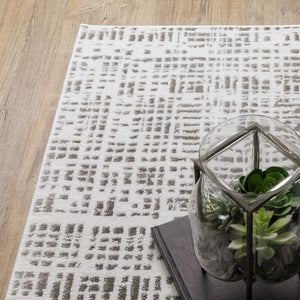 HomeRoots 2' X 8' Sleek White and Grey Abstract Power Loom Runner Rug - Stain Resistant for Busy Homes 5' X 8' 507922