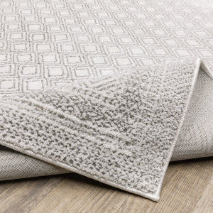 Homeroots 8' X 11' White And Grey Oriental Power Loom Stain Resistant Area Rug  Polyester 507936