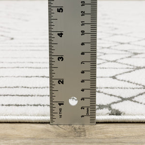 HomeRoots 2' White and Grey Geometric Runner Rug - Stain Resistant, Modern Design for High-Traffic Areas 2'3" x 7'6" 507944
