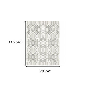 HomeRoots 2' White and Grey Geometric Runner Rug - Stain Resistant, Modern Design for High-Traffic Areas 7' X 10' 507947