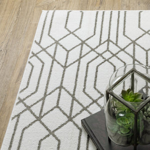 HomeRoots 2' White and Grey Geometric Runner Rug - Stain Resistant, Modern Design for High-Traffic Areas 8' X 11' 507948