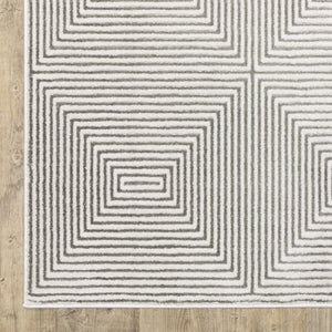 Homeroots 8' X 11' Grey And White Geometric Power Loom Stain Resistant Area Rug  Polyester 507954