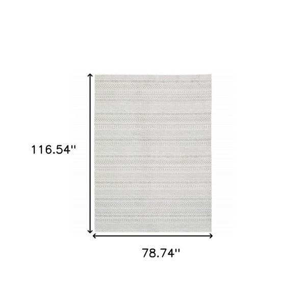 HomeRoots 2' White and Grey Geometric Power Loom Runner Rug - Stain Resistant, Durable, Modern Design for Hallways 7' X 10' 507959