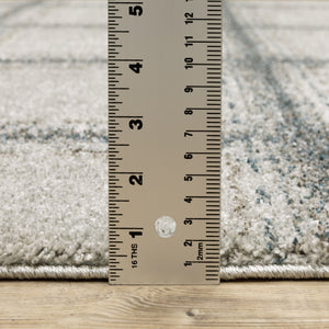 HomeRoots 8' Gray Geometric Runner Rug - Durable, Stain-Resistant Design Perfect for High-Traffic Entryways 2'3" x 7'6" 508125