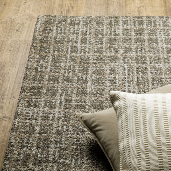 HomeRoots 8' Elegant Brown and Beige Geometric Distressed Runner Rug for Hallways, Entryways, and Living Spaces 3' x 5' 508138