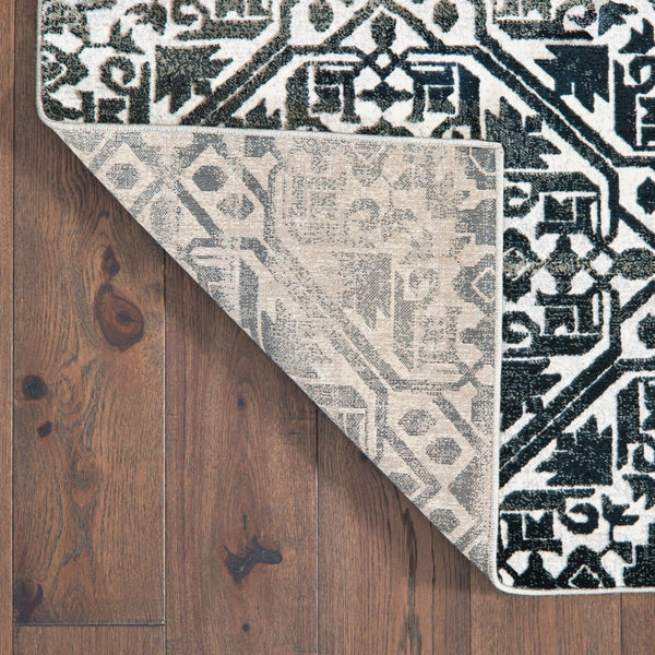 HomeRoots 2' Navy and Ivory Geometric Runner Rug – Durable, Stain Resistant, Perfect for High-Traffic Areas 4' X 6' 508357