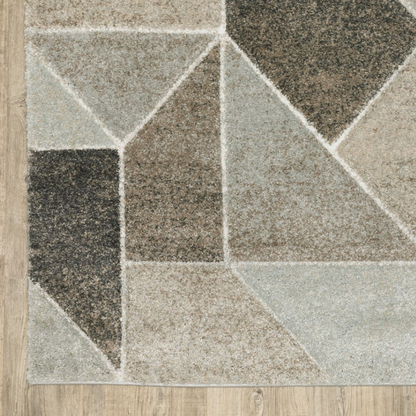HomeRoots 2' Geometric Power Loom Runner Rug in Neutral Tones - Stain Resistant, Durable for High Traffic Areas 3' x 5' 508457