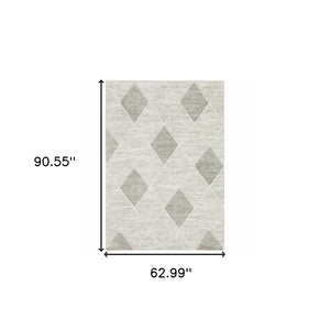 Homeroots 5' X 8' Grey And Ivory Geometric Power Loom Stain Resistant Area Rug  Polypropylene 508494
