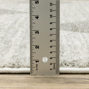 Homeroots 5' X 8' Grey And Ivory Geometric Power Loom Stain Resistant Area Rug  Polypropylene 508494