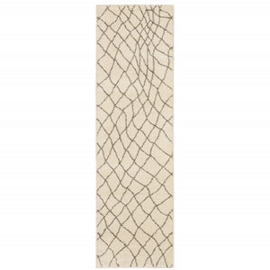 HomeRoots 2' Ivory and Grey Geometric Runner Rug - Stain Resistant, Power Loomed Design for Modern Spaces 2'3" x 7'6" 508671