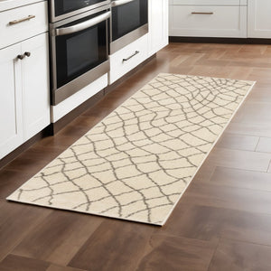 HomeRoots 2' Ivory and Grey Geometric Runner Rug - Stain Resistant, Power Loomed Design for Modern Spaces 2'3" x 7'6" 508671