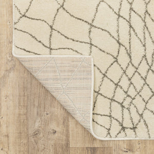 HomeRoots 2' Ivory and Grey Geometric Runner Rug - Stain Resistant, Power Loomed Design for Modern Spaces 2'3" x 7'6" 508671