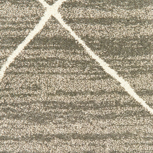 HomeRoots 2' Grey and Ivory Geometric Runner Rug - Power-Loomed, Stain-Resistant Design for High-Traffic Areas 2'3" x 7'6" 508699