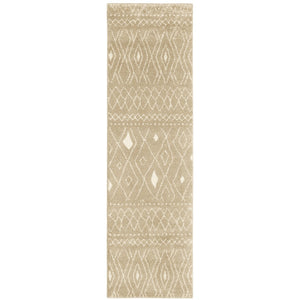 HomeRoots 8' Sand and Ivory Geometric Runner Rug – Stylish, Durable, Perfect for High-Traffic Areas and Entryways 2'3" x 7'6" 508720