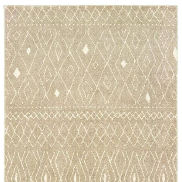 HomeRoots 8' Sand and Ivory Geometric Runner Rug – Stylish, Durable, Perfect for High-Traffic Areas and Entryways 2'3" x 7'6" 508720