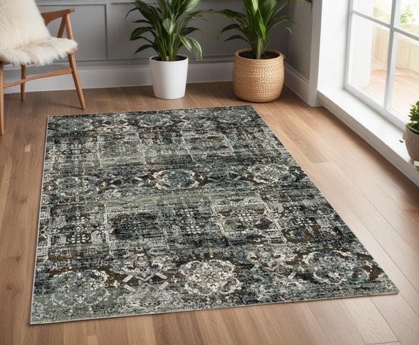 Homeroots 4' X 6' Ivory And Black Oriental Power Loom Area Rug  Polyester 508905