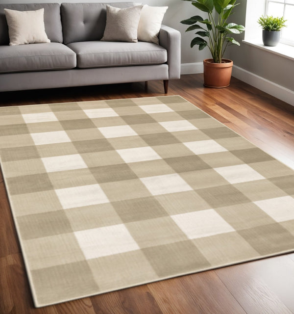 HomeRoots 5' Timeless Black and Ivory Gingham Area Rug - Durable, Easy Care, Perfect for High-Traffic Spaces 5' X 7' 508948