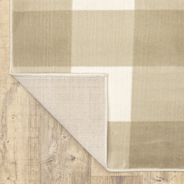Homeroots 6' X 9' Beige And Ivory Geometric Power Loom Stain Resistant Area Rug Beige,Ivory Polypropylene 508949