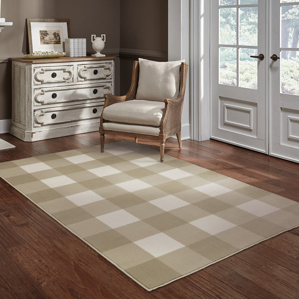 Homeroots 8' X 10' Beige And Ivory Geometric Power Loom Stain Resistant Area Rug Beige,Ivory Polypropylene 508950