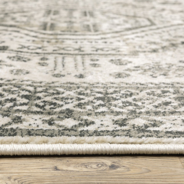 HomeRoots 5' Elegant Ivory and Grey Oriental Power Loom Area Rug - Stain-Resistant, Durable, Stylish Design 5' X 7' 508981