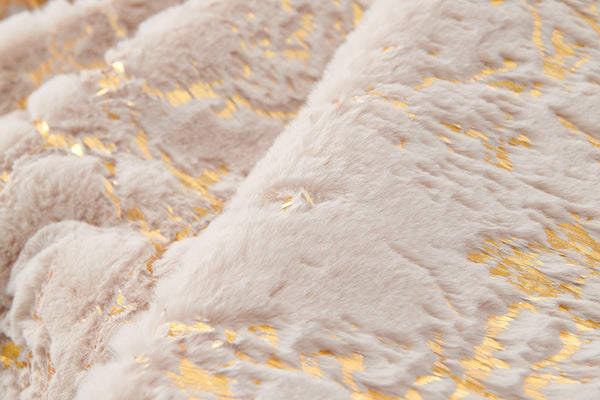 English Elm Luxury Chinchilla Faux Fur Gilded Beige Throw Blanket - Cozy, Elegant Design For Any Home Décor B030P233960