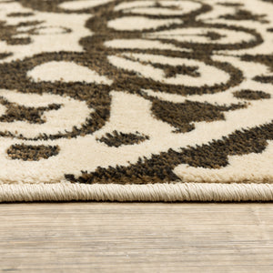 Homeroots 8' X 10' Beige Geometric Power Loom Stain Resistant Area Rug  Polypropylene 509175