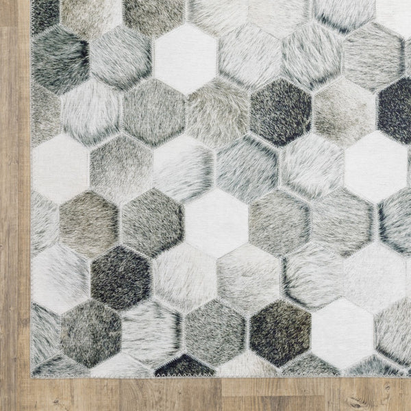HomeRoots 5' Contemporary Geometric Area Rug in Grey, Charcoal, Tan, and Ivory - Stain-Resistant and Durable 5' X 7' 509486